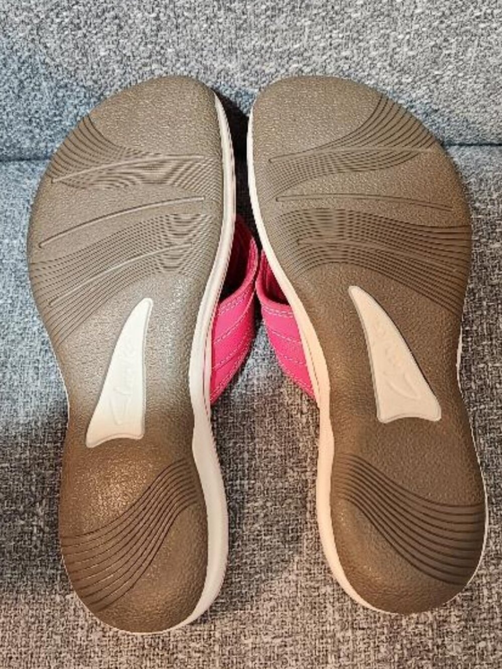 Clarks Cloudsteppers Breeze Reyna Flip Flop Sandals Bright Pink - Picture 6 of 6